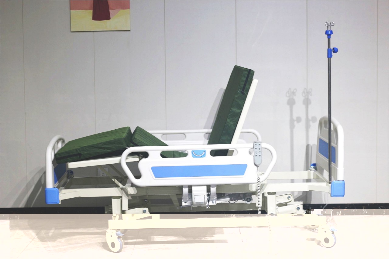 Địa chỉ xem giường y tế tay quay tại TP HCM